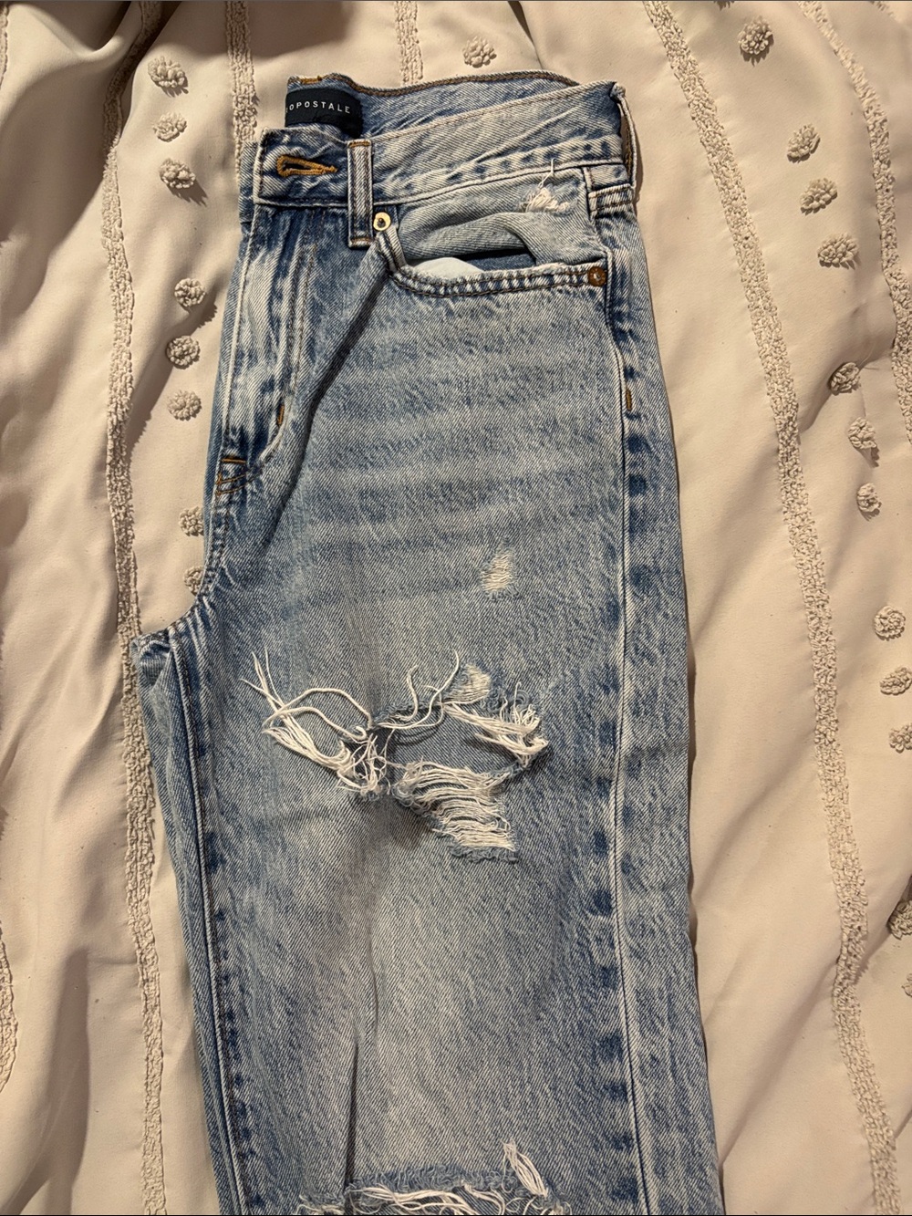 Aeropostale Light Blue Distressed skater Jeans